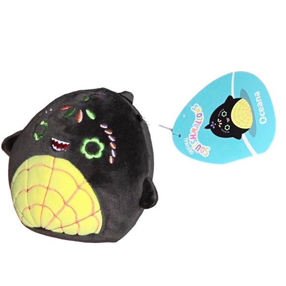 DotD Halloween 2023 5” Oceana the Shark Squishmallows Plush - Picture 2 of 8